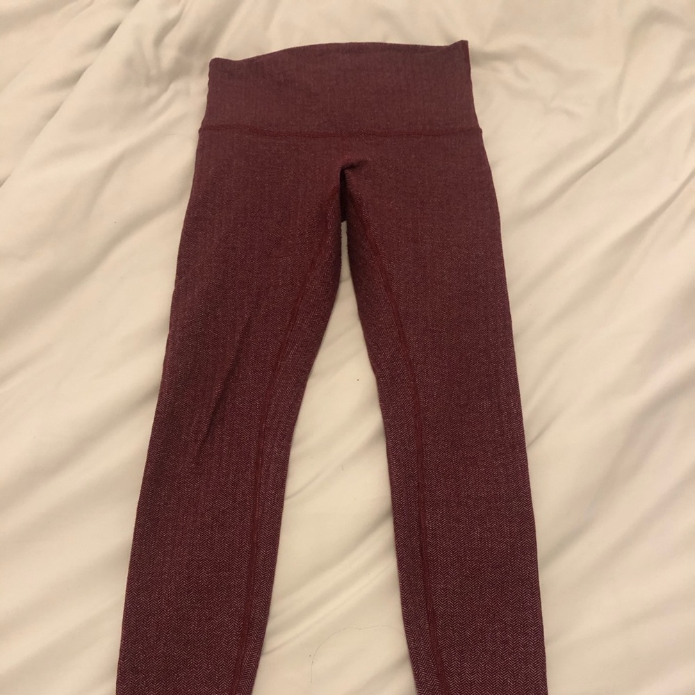 Lululemon wunder under red herringbone leggings